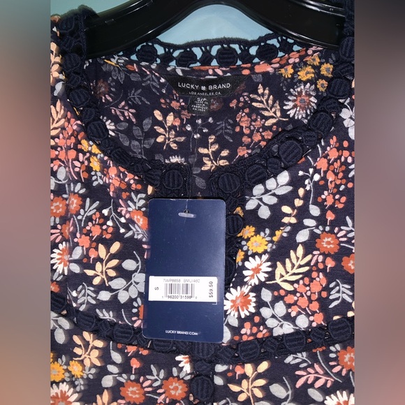 Sz S Lucky Brand Sleeveless Navy Blue Floral Top OpenNeck NWT Ladies ⭐️ - Picture 2 of 8